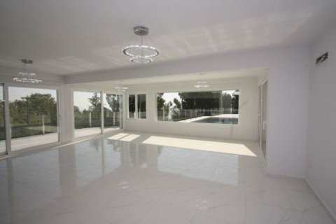 Villa for sale in Calpe, Alicante, Spain 4 bedrooms, 450 sq.m. No. 44646 - photo 8