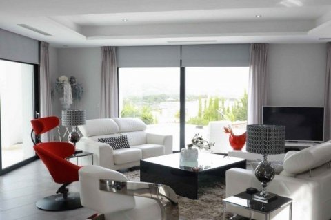 Villa for sale in Javea, Alicante, Spain 4 bedrooms, 365 sq.m. No. 43838 - photo 10