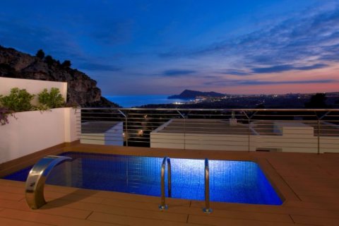 Villa for sale in Altea, Alicante, Spain 4 bedrooms, 350 sq.m. No. 43689 - photo 4