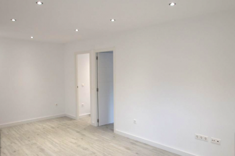 Apartment for sale in Benidorm, Alicante, Spain 2 bedrooms, 75 sq.m. No. 42673 - photo 5