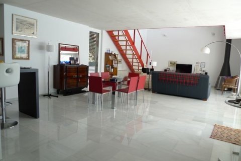 Villa for sale in La Nucia, Alicante, Spain 2 bedrooms, 499 sq.m. No. 45163 - photo 5