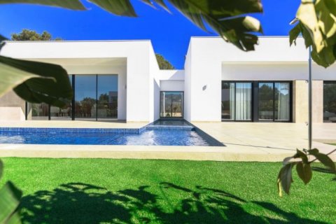 Villa for sale in Javea, Alicante, Spain 3 bedrooms, 152 sq.m. No. 42912 - photo 1