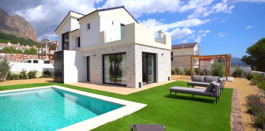 Villa in Polop, Alicante, Spain 3 bedrooms, 200 sq.m. No. 42172