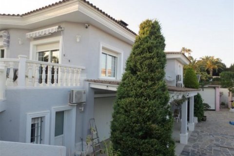 Villa for sale in Calpe, Alicante, Spain 5 bedrooms, 475 sq.m. No. 45419 - photo 4