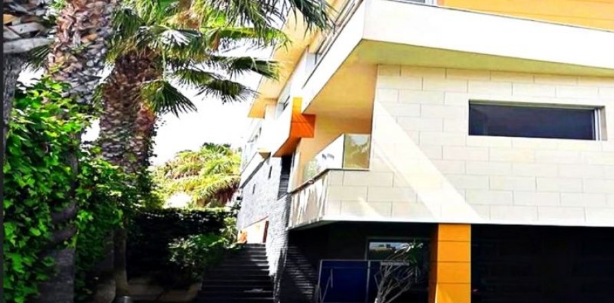 Villa Alicante, Spain 5 bedrooms, 530 sq.m. No. 44635