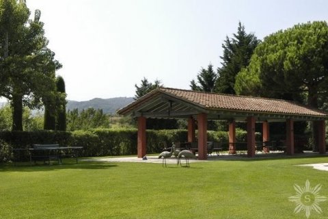 Castles for sale in Mataro, Barcelona, Spain 9 bedrooms, 2000 sq.m. No. 41402 - photo 14