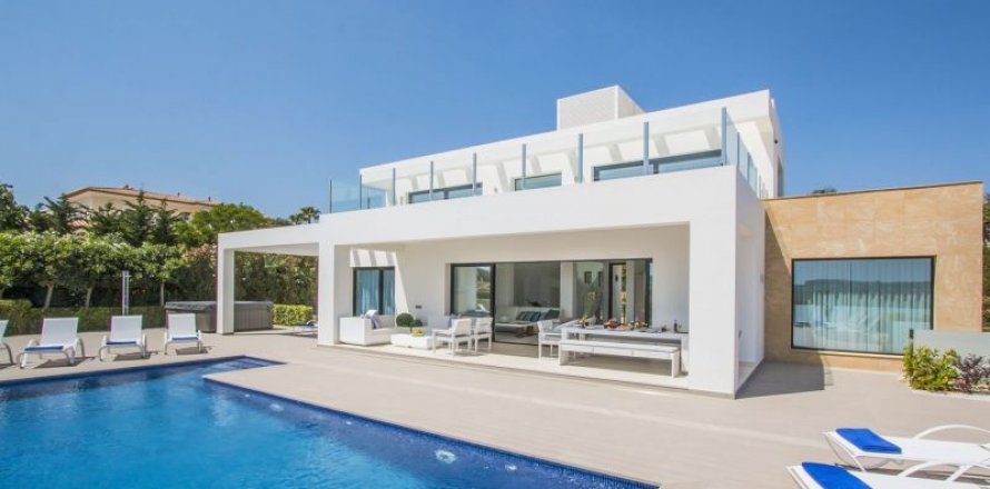 Villa in Javea, Alicante, Spain 7 bedrooms, 419 sq.m. No. 43292