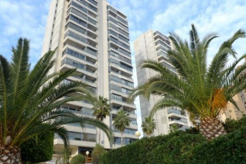 Apartment for sale in Benidorm, Alicante, Spain 2 bedrooms, 95 sq.m. No. 42577 - photo 3