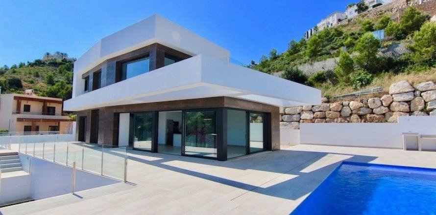 Villa in Denia, Alicante, Spain 3 bedrooms, 487 sq.m. No. 41918