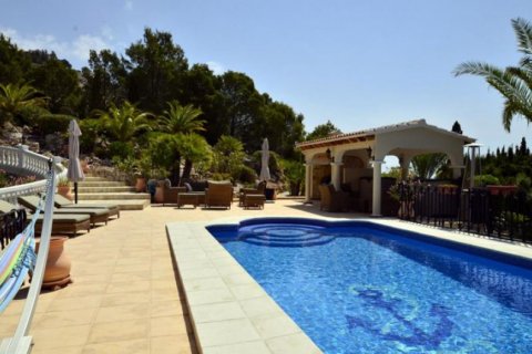 Villa for sale in Altea, Alicante, Spain 4 bedrooms, 2.88 sq.m. No. 43896 - photo 4