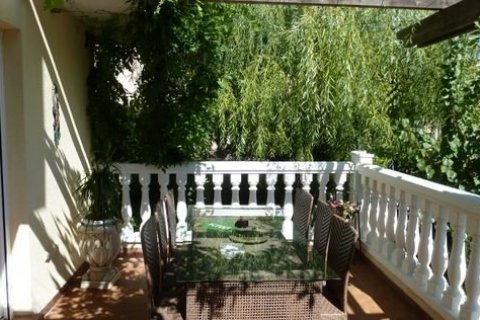 Townhouse for sale in La Nucia, Alicante, Spain 3 bedrooms, 240 sq.m. No. 46192 - photo 6