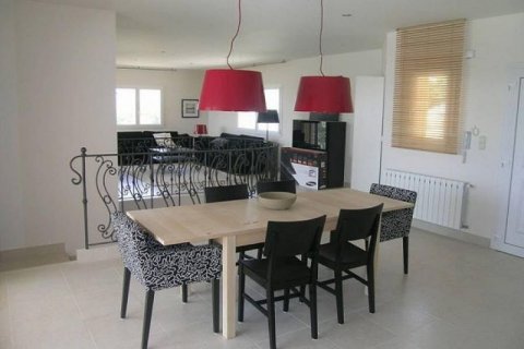 Villa for sale in Moraira, Alicante, Spain 4 bedrooms, 320 sq.m. No. 45882 - photo 8