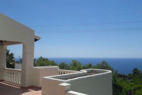 Villa for sale in Altea, Alicante, Spain 3 bedrooms, 234 sq.m. No. 45442 - photo 1