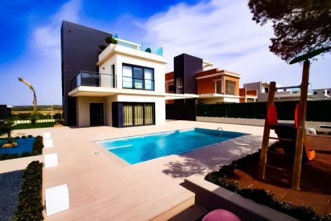 Villa for sale in Alicante, Spain 3 bedrooms, 157 sq.m. No. 43361 - photo 1