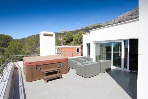 Villa for sale in Altea, Alicante, Spain 5 bedrooms, 395 sq.m. No. 44156 - photo 7
