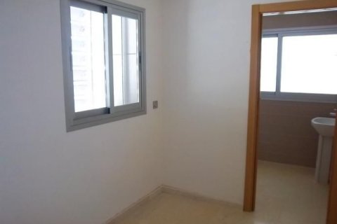 Apartment for sale in Benidorm, Alicante, Spain 2 bedrooms, 70 sq.m. No. 46000 - photo 3