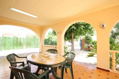 Villa for sale in Calpe, Alicante, Spain 8 bedrooms, 240 sq.m. No. 44442 - photo 6