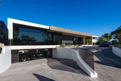 Villa for sale in Javea, Alicante, Spain 4 bedrooms, 503 sq.m. No. 42940 - photo 5