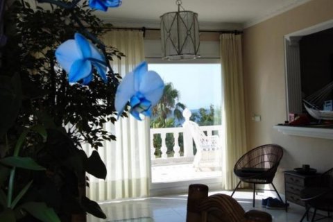 Villa for sale in El Campello, Alicante, Spain 4 bedrooms, 400 sq.m. No. 44094 - photo 6