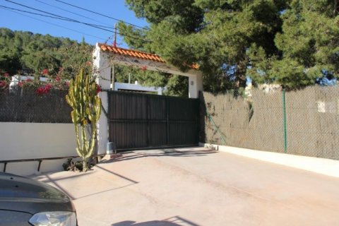 Villa for sale on Ibiza, Spain 4 bedrooms, 132 sq.m. No. 45305 - photo 5