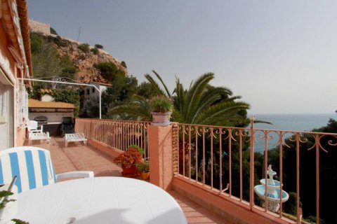 Villa for sale in Javea, Alicante, Spain 4 bedrooms, 200 sq.m. No. 45246 - photo 5