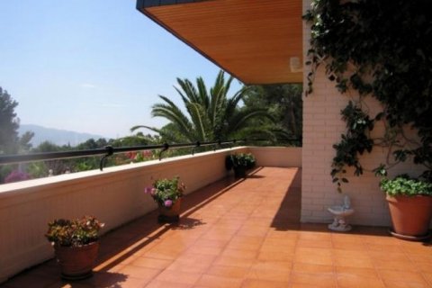 Villa for sale in La Nucia, Alicante, Spain 4 bedrooms, 600 sq.m. No. 43714 - photo 5