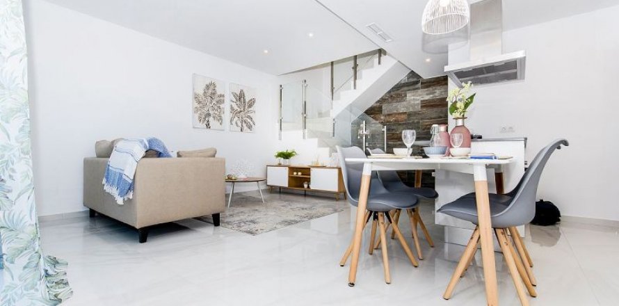 Townhouse Villamartin, Alicante, Spain 3 bedrooms, 134 sq.m. No. 42549