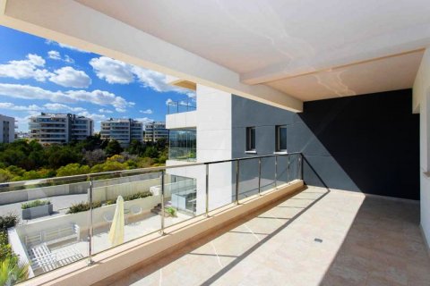 Apartment for sale in Villamartin, Alicante, Spain 2 bedrooms, 141 sq.m. No. 43471 - photo 6