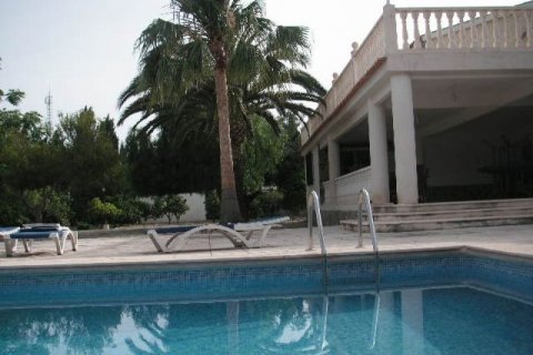 Villa for sale Alicante, Spain 6 bedrooms, 450 sq.m. No. 45369 - photo 4