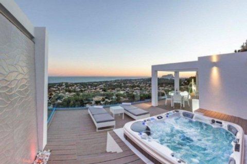 Villa for sale in Moraira, Alicante, Spain 4 bedrooms, 400 sq.m. No. 44005 - photo 8