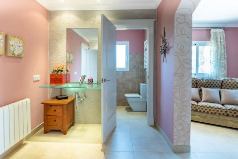 Villa for sale in Algaida, Mallorca, Spain 8 bedrooms, 565 sq.m. No. 47395 - photo 8
