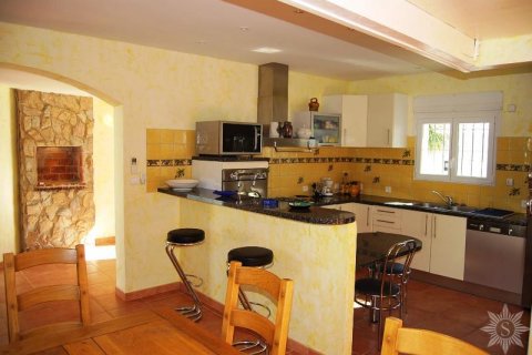 Villa for sale in Roses, Girona, Spain 3 bedrooms, 100 sq.m. No. 41439 - photo 5