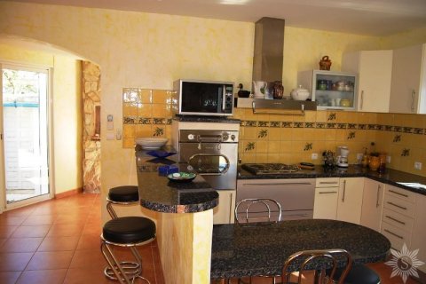 Villa for sale in Roses, Girona, Spain 3 bedrooms, 100 sq.m. No. 41439 - photo 7