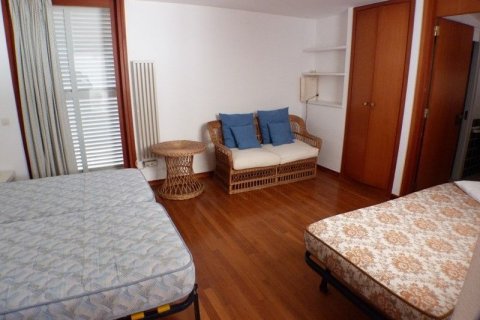 Villa for sale in Lloret de Mar, Girona, Spain 3 bedrooms, 530 sq.m. No. 45714 - photo 7