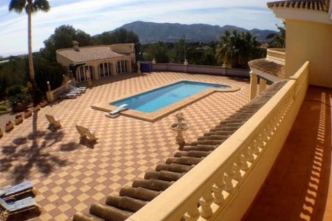 Villa for sale in Alfaz del Pi, Alicante, Spain 8 bedrooms, 1 sq.m. No. 43875 - photo 4