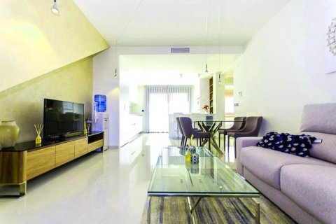 Townhouse for sale Torrevieja, Alicante, Spain 3 bedrooms, 71 sq.m. No. 43179 - photo 4
