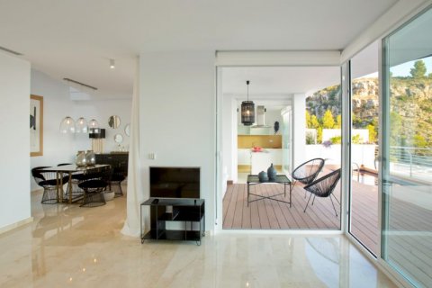 Villa for sale in Altea, Alicante, Spain 4 bedrooms, 350 sq.m. No. 43689 - photo 9
