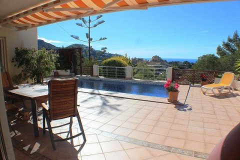 Villa for sale in Altea, Alicante, Spain 4 bedrooms, 395 sq.m. No. 42985 - photo 6