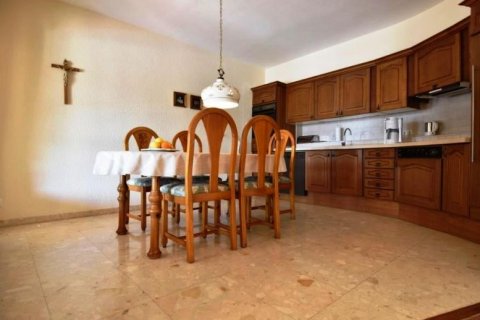 Villa for sale in Moraira, Alicante, Spain 4 bedrooms, 239 sq.m. No. 43552 - photo 8