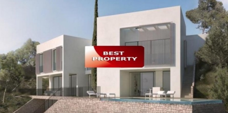 Villa in Javea, Alicante, Spain 5 bedrooms, 377 sq.m. No. 45524