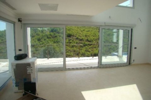 Villa for sale in Javea, Alicante, Spain 4 bedrooms, 290 sq.m. No. 44298 - photo 4