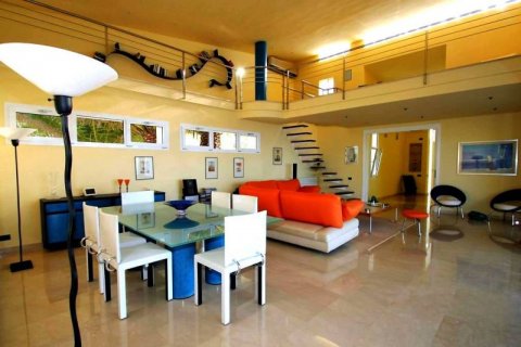 Villa for sale in Altea, Alicante, Spain 5 bedrooms, 400 sq.m. No. 45675 - photo 9