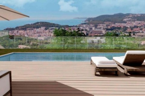 Villa for sale in Lloret de Mar, Girona, Spain 4 bedrooms, 329 sq.m. No. 45470 - photo 2