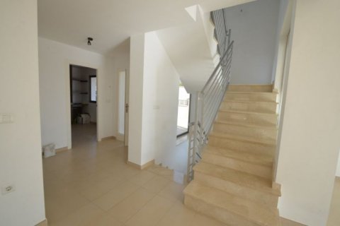 Villa for sale in Alfaz del Pi, Alicante, Spain 3 bedrooms, 200 sq.m. No. 44711 - photo 9