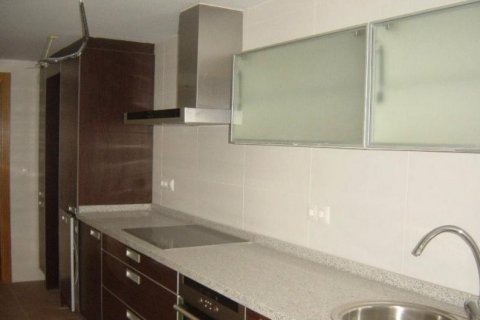 Apartment for sale in Alicante, Spain 3 bedrooms, 122 sq.m. No. 46088 - photo 2