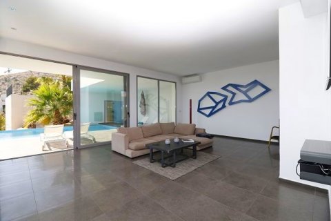 Villa for sale in Altea, Alicante, Spain 4 bedrooms, 315 sq.m. No. 42818 - photo 10