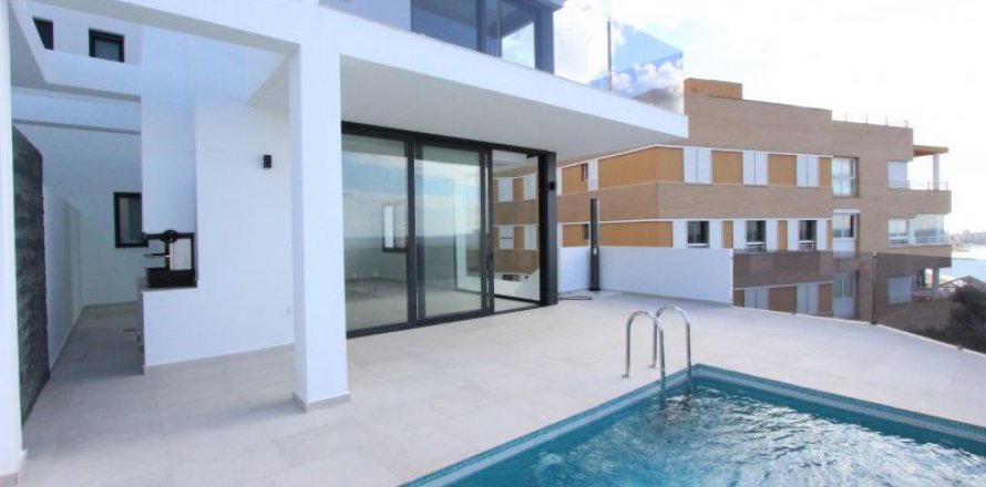 Townhouse in Calpe, Alicante, Spain 4 bedrooms, 476 sq.m. No. 42355