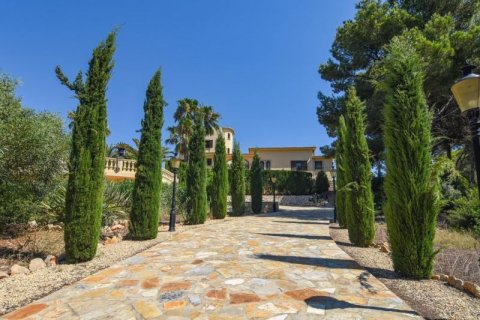 Villa for sale in Javea, Alicante, Spain 6 bedrooms, 590 sq.m. No. 41648 - photo 7