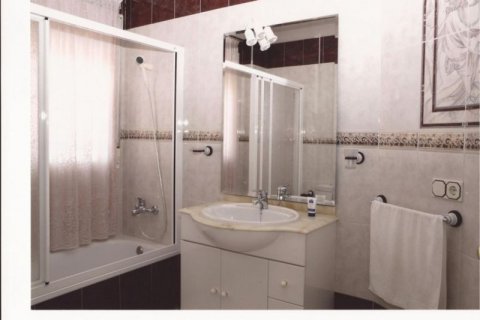 Villa for sale Alicante, Spain 4 bedrooms, 300 sq.m. No. 46075 - photo 5