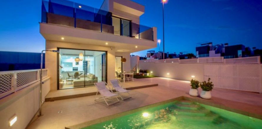 Villa in Alicante, Spain 3 bedrooms, 193 sq.m. No. 43349